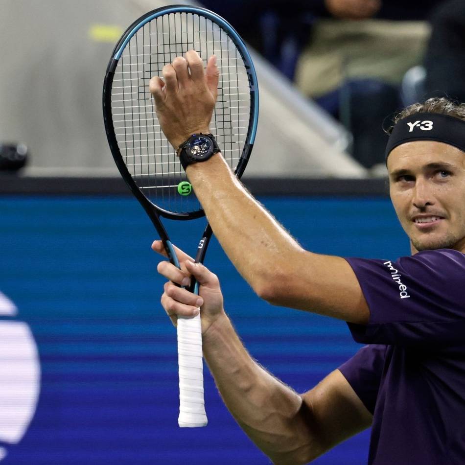 Trotz Rückenproblemen: Zverev schafft zweiten Schritt – Altmaier glückt Coup