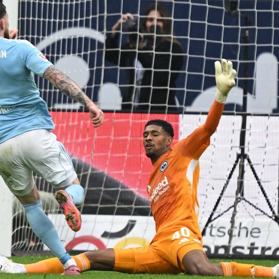Sieben Tore in Frankfurt: Verrücktes Spiel – Burke führt Union mit drei Toren zum knappen Sieg