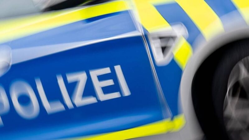 St. Töniser Straße: Nach tödlichem Unfall: Polizei sucht Zeugen