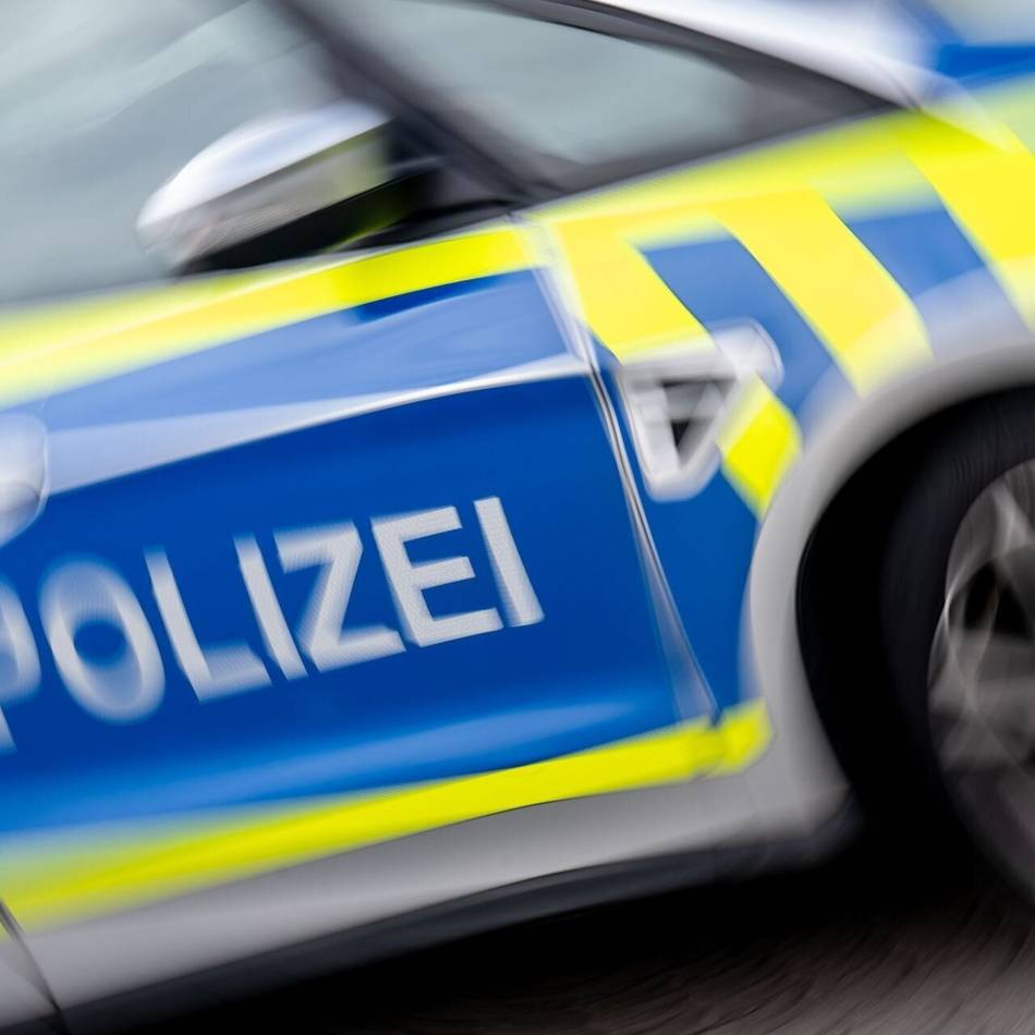 St. Töniser Straße: Nach tödlichem Unfall: Polizei sucht Zeugen