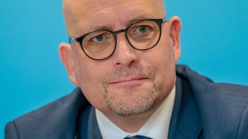 Verfahren am Verwaltungsgericht: Duisburger AfD-Politiker droht der Rauswurf bei der Polizei