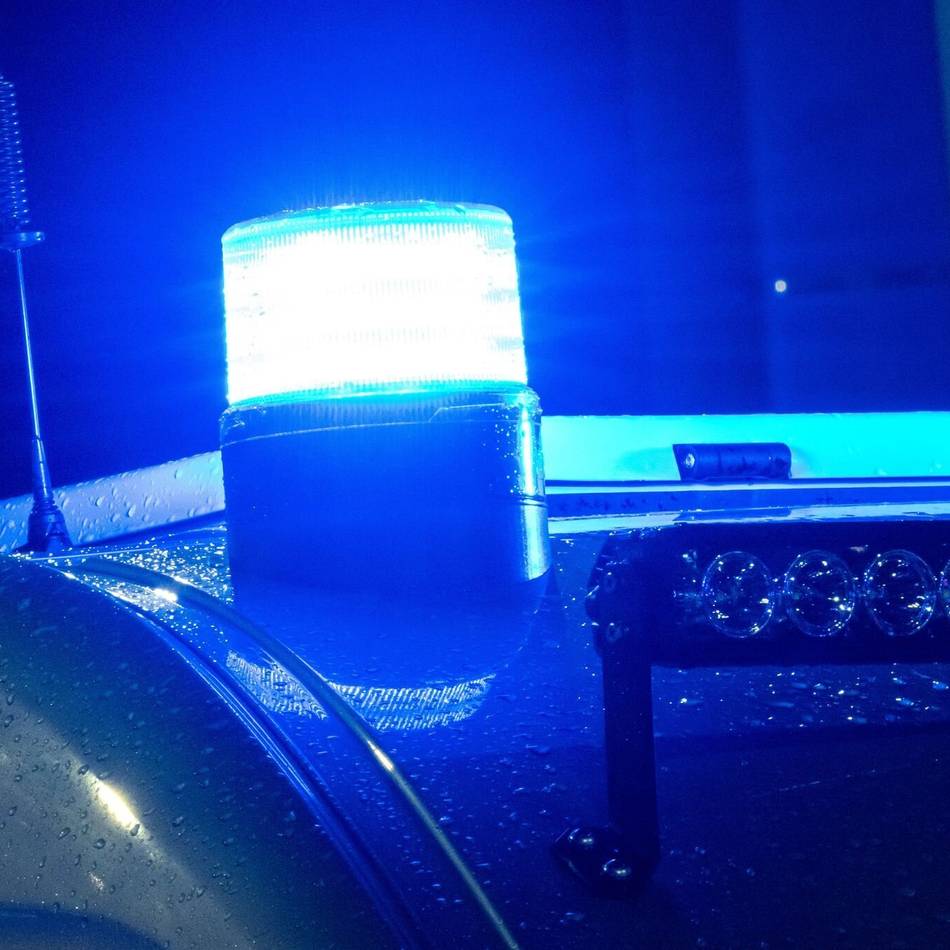 Polizeieinsatz in Wesel: Ehepaar begegnet Exhibitionisten im Wald – Fahndung erfolgreich