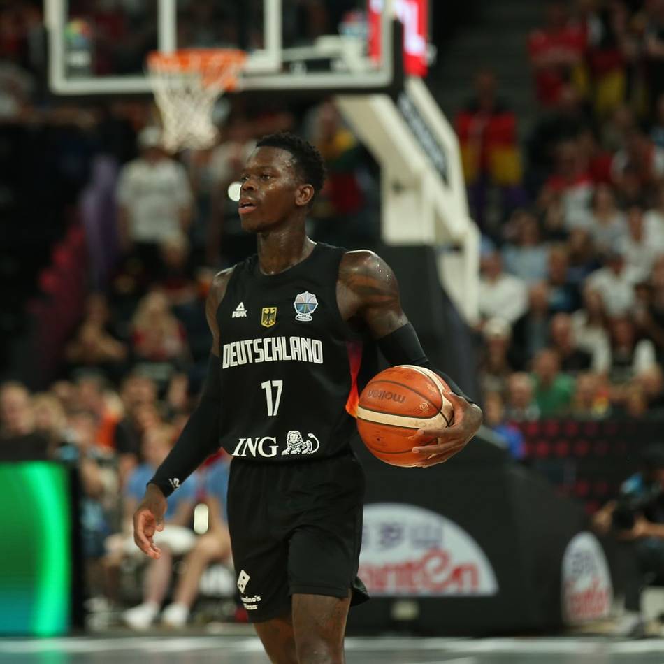 Bei Sieg über Litauen: „Das ist traurig“ – Basketball-Star Schröder mit Affenlauten beleidigt