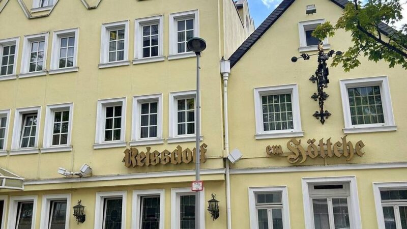 Dormagener Traditionsrestaurant öffnet nach Insolvenz: „Die Seele meines Vaters ist mit dem Haus verwachsen“