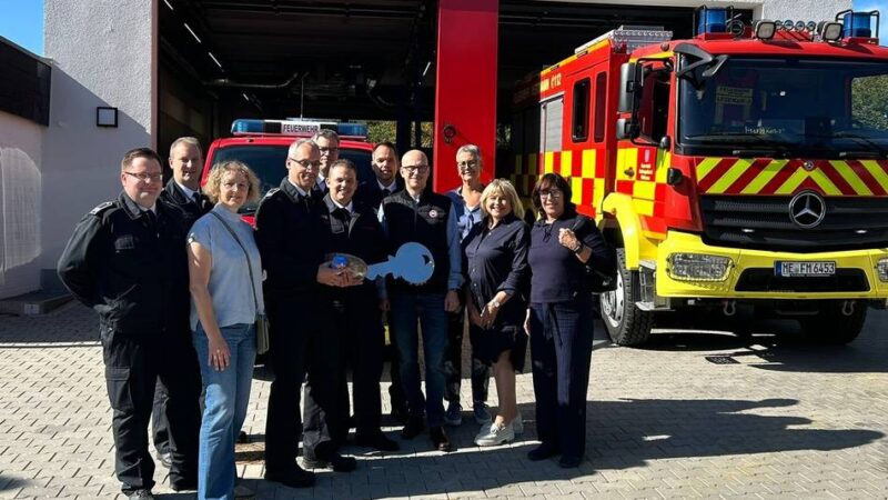 Modernisiertes Feuerwehrgerätehaus in Mettmann Obschwarzbach: Am Ende bekommt die Löschgruppe doch noch die Schlüssel