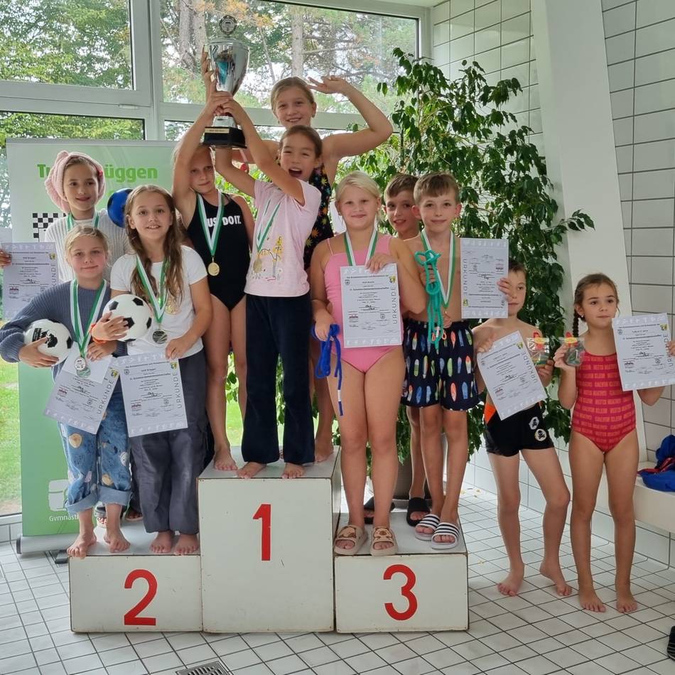 31. Brüggener Schwimm-Gemeindemeisterschaft: Gesamtschule Brüggen gewinnt den Schwimmpokal