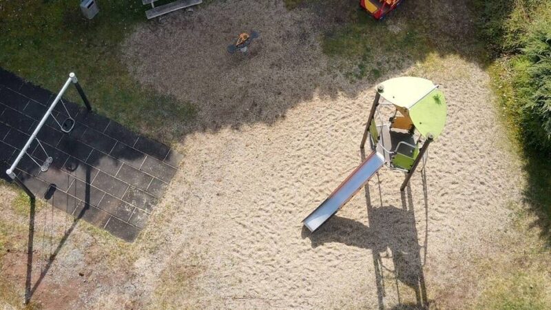 „Spielplatz der Woche“ in Hückeswagen: Schaukel mit Kleinkindeinsatz als Alleinstellungsmerkmal