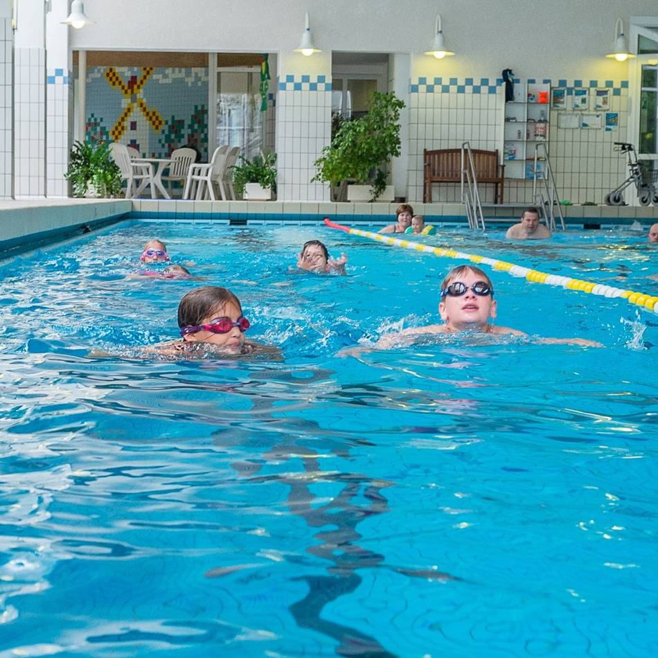 Zum Weltkindertag: Freier Eintritt im Schwimmbad in Kaldenkirchen