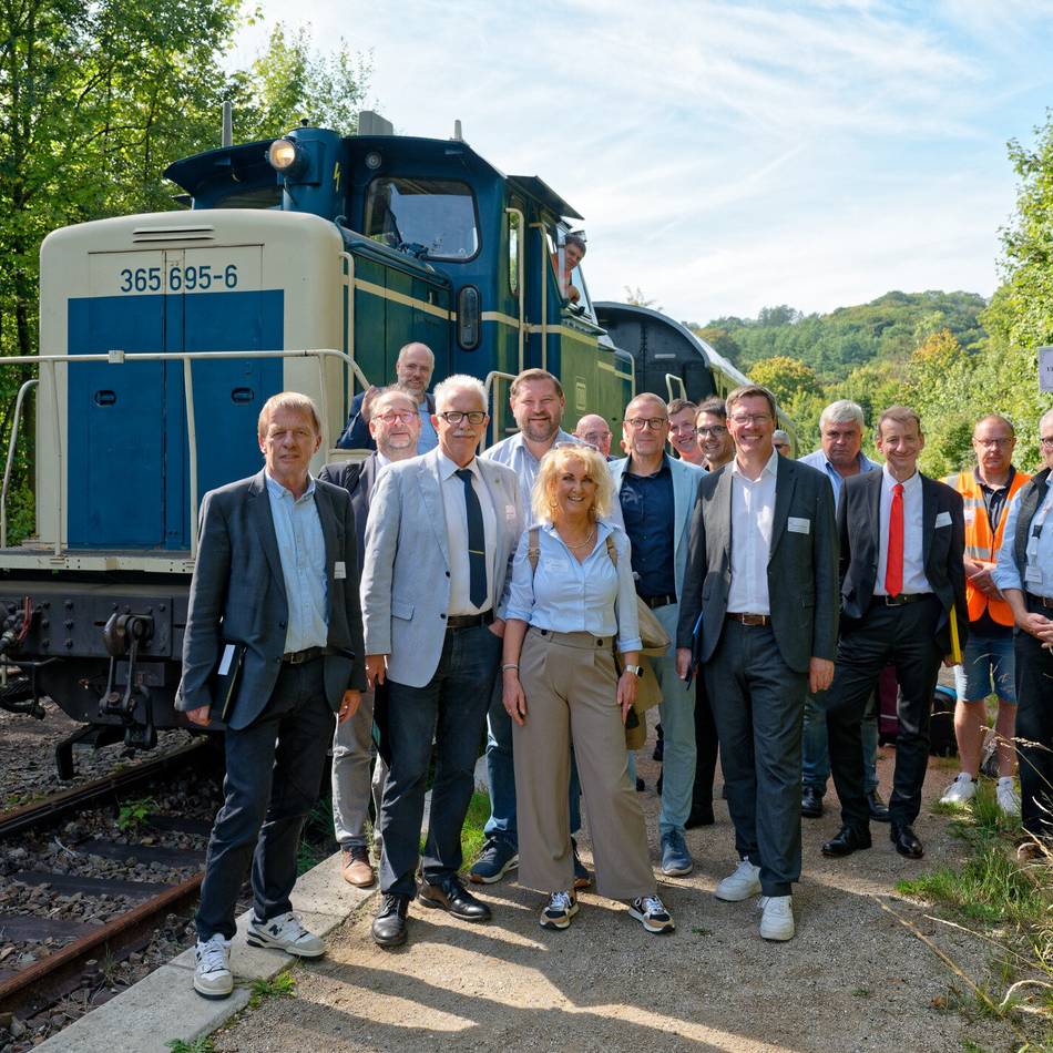KAG trifft sich in Beyenburg und Radevormwald: Das Bergische Land „auf die Schiene bringen“