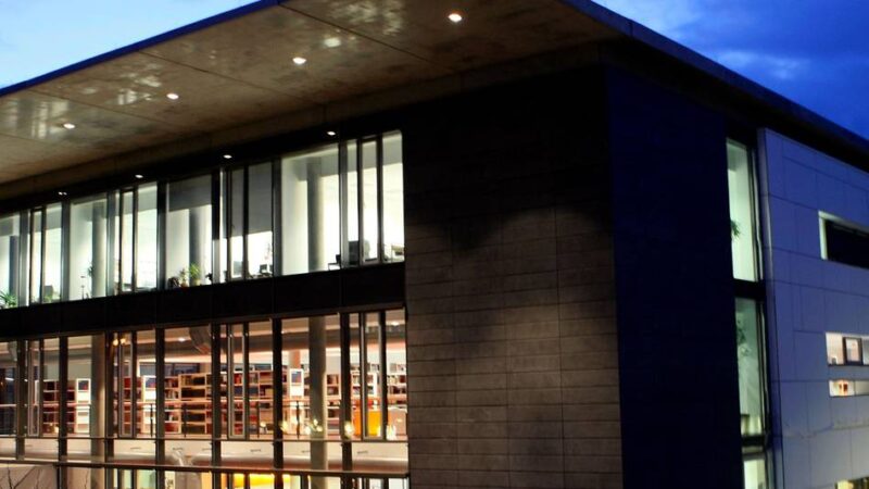 Für Familien in Krefeld: Rabatte und Angebote – Neuer Flyer zur Familienkarte in Krefeld liegt aus