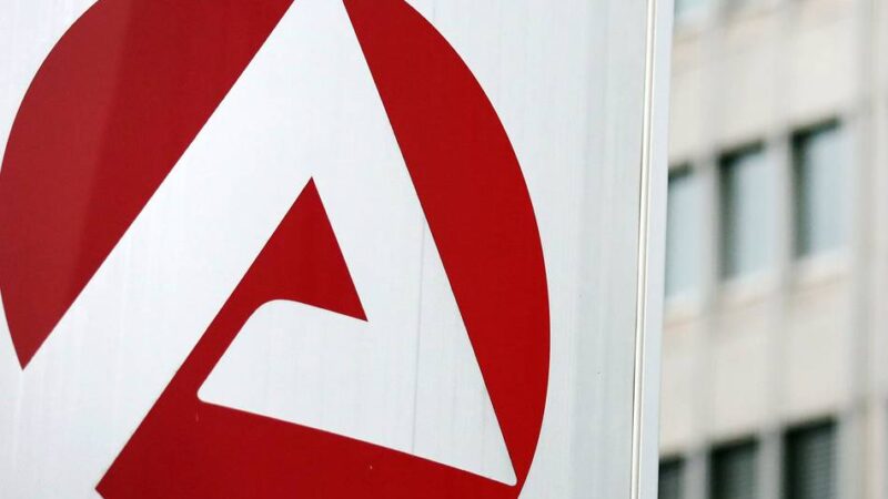 Aktuelle Zahlen für den Rhein-Kreis Neuss: Leichte Entspannung bei der Arbeitslosenquote