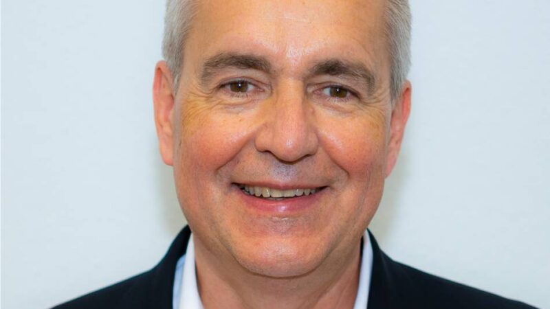 Menschen in Ratingen: Dirk Wittmer erhält Dumeklemmerplakette