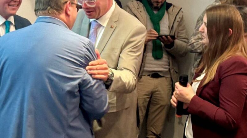Nach der Stichwahl in Krefeld: SPD und CDU wollen Gespräche führen
