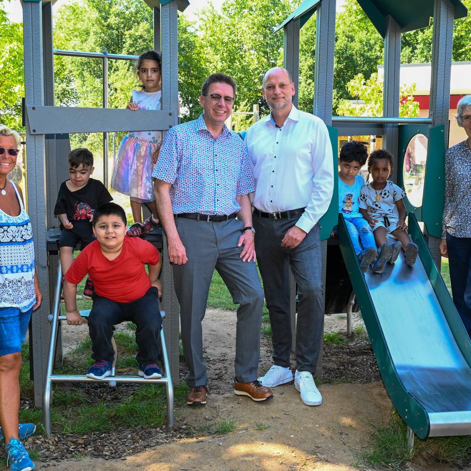 Einrichtung in Rheydt: Neuer inklusiver Spielturm für Caritas-Kindergarten