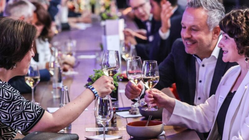 Netzwerktreffen „Was gibt’s Neuss?“: Stammtisch der Stadtgesellschaft geht in die 112. Runde