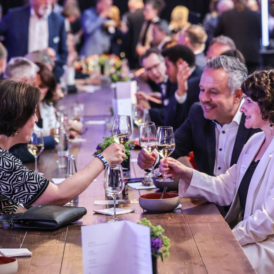 Netzwerktreffen „Was gibt’s Neuss?“: Stammtisch der Stadtgesellschaft geht in die 112. Runde