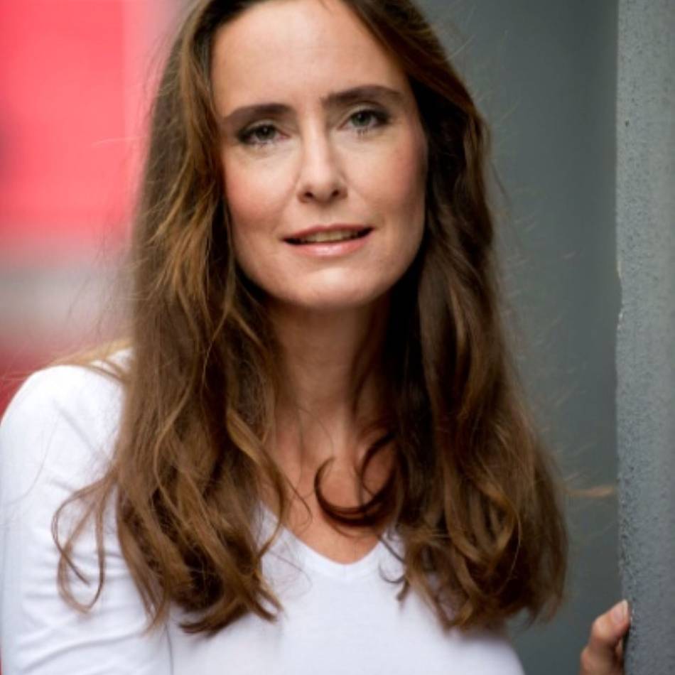 Tanja Kinkel stellt neuen Roman in Krefeld vor: Die Königin der Bestsellerlisten und die Revolution 1848