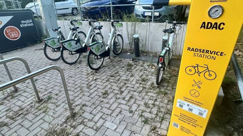 Neue Radservice-Station in Wermelskirchen: Pannenhelfer fürs Zweirad nun auch in Dabringhausen