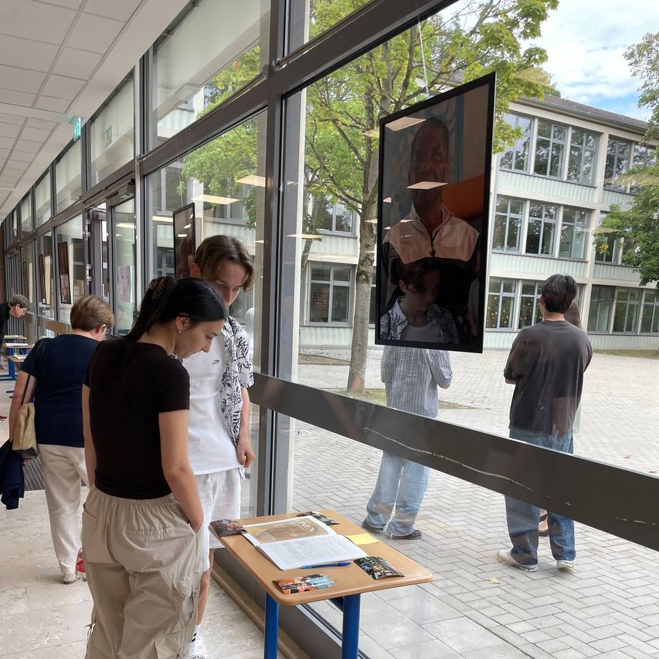 Gesamtschul-Projekt in Neuss: Further Lebenslinien – eine Schülerausstellung belebt die Nachbarschaft