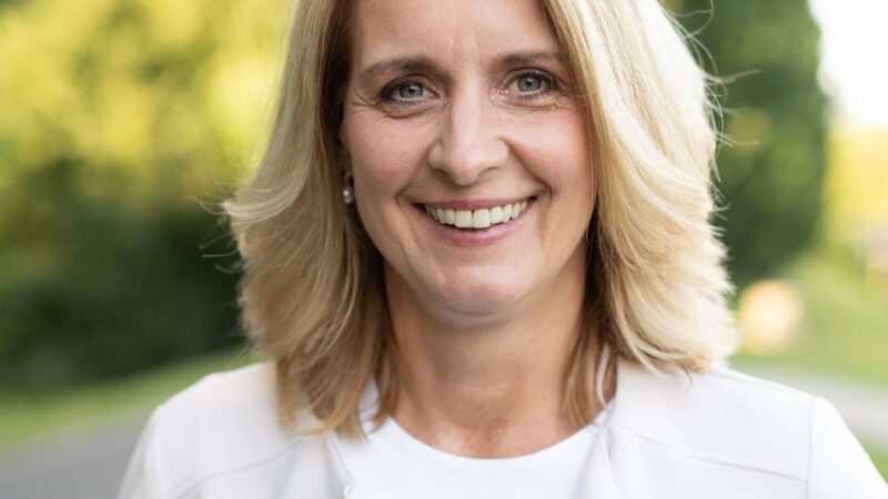 Kommunalwahl in Hückeswagens Nachbarstadt: Anne Loth bleibt Wipperfürther Bürgermeisterin