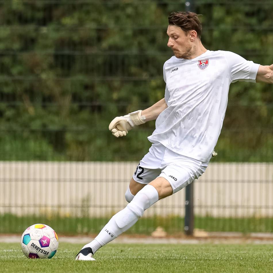 Entscheidung des Trainerteams: Warum der KFC Uerdingen weiterhin keine klare Nummer eins hat