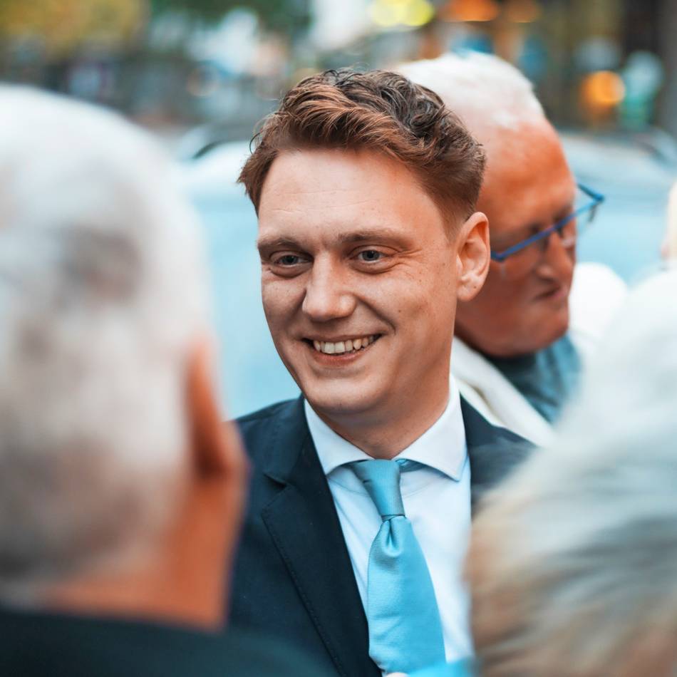 CDU-Mann gewinnt Stichwahl: Klarer Sieger – Daniel Flemm wird neuer Oberbürgermeister in Solingen