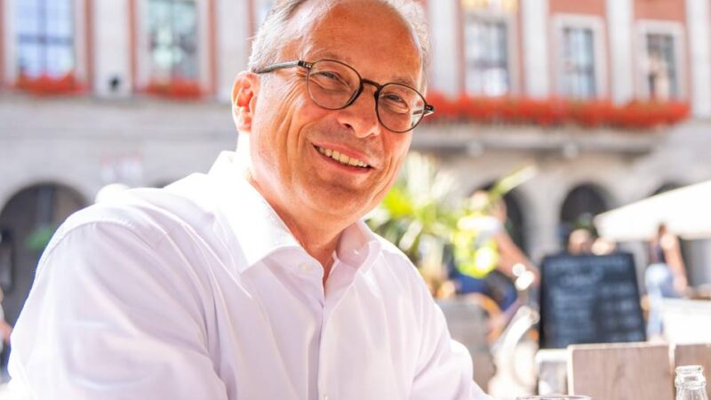 Neusser Bürgermeister Reiner Breuer : „Wenn einer sagt, in Neuss passiert nichts, dann lebt der auf einem anderen Stern“