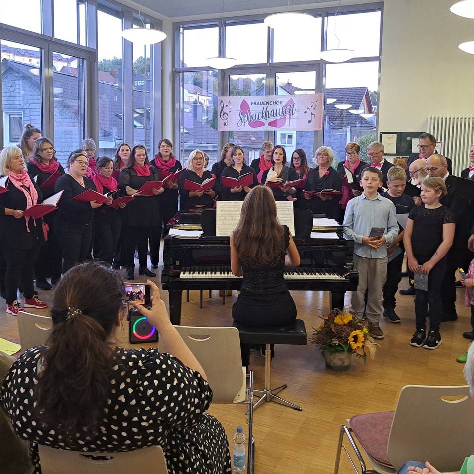 Fünftes Konzert des Hückeswagener Frauenchors Schückhausen: Chorkonzert vermittelt Botschaften und weckt Gefühle
