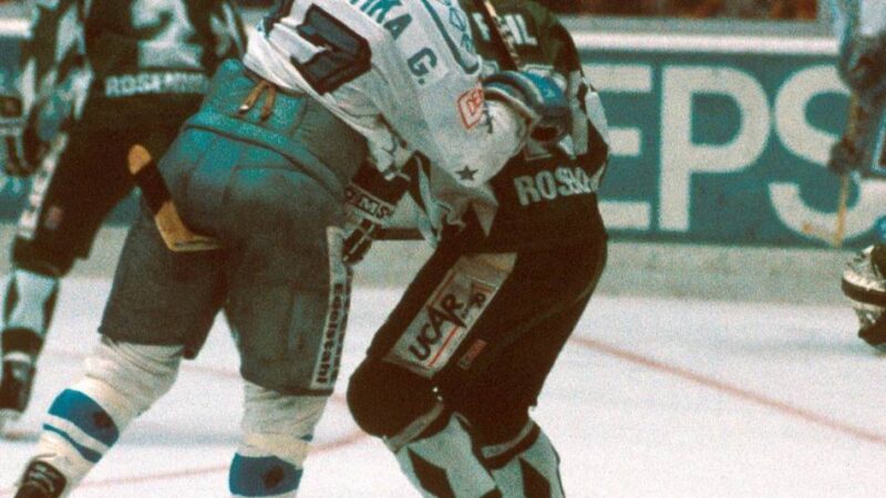 Heißer Tanz unter Freunden: DEG startet in Rosenheim in die Saison – ein Klassiker mit ereignisreicher Historie