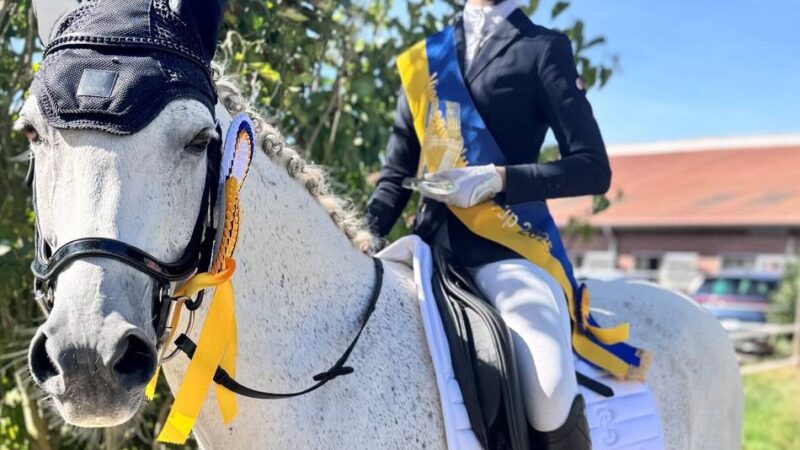 Kombiwertung aus Springen und Dressur: Gladbacherin Katzmarek gewinnt Jugendcup des Kreis Viersen