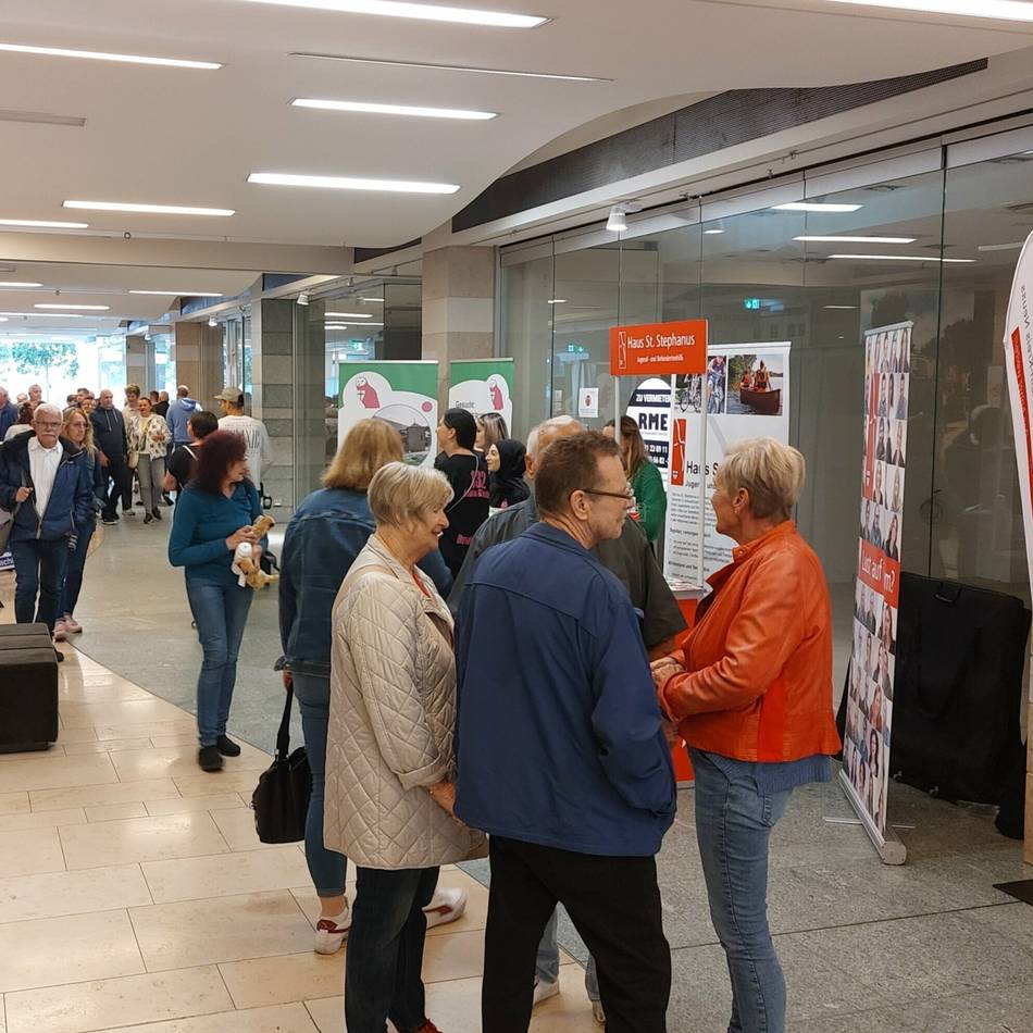 In der Coens Galerie in Grevenbroich: Vierte Jobbörse mit über 20 Unternehmen
