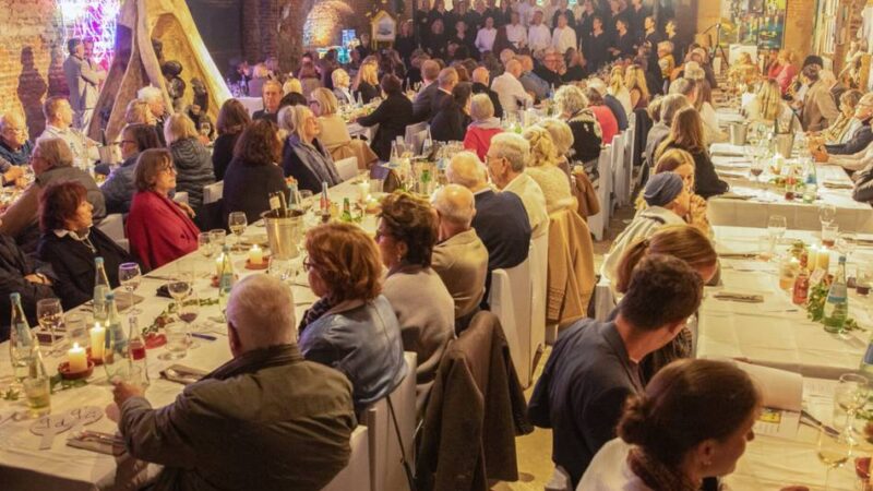 Versteigerung und Charity-Dinner in Kaarst: Kunstauktion soll Heizöltank füllen