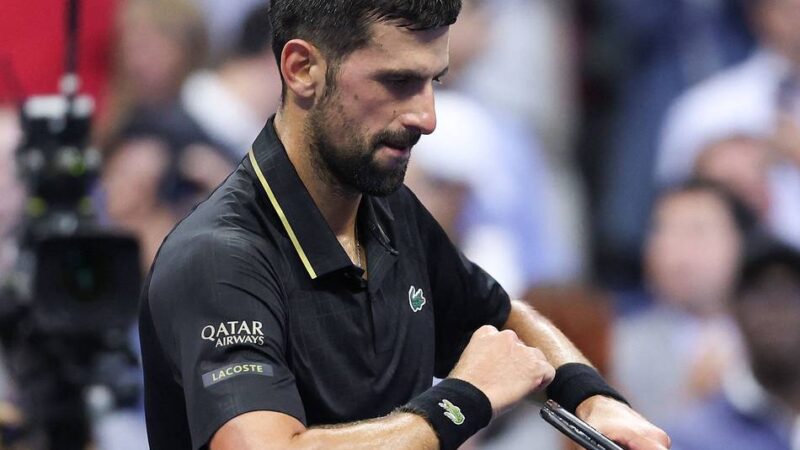 Duell mit Alcaraz wartet: Djokovic tanzt für die Tochter und macht Traum-Halbfinale perfekt