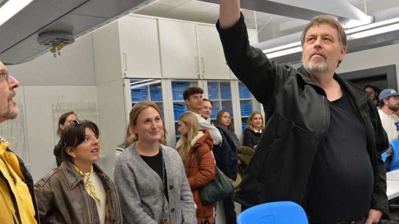 Schulfest mit Ehemaligentreff am IKG: Was Ex-Schüler über ihre alte Schule lernen