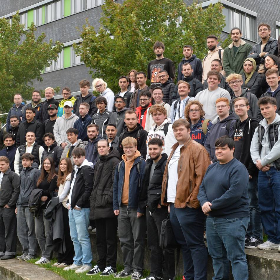 Campus Heiligenhaus: Start ins Studium für 82 Bachelor-Erstis“