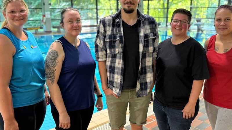 Schwimmen in Wermelskirchen: Quellenbad erweitert Öffnungszeiten