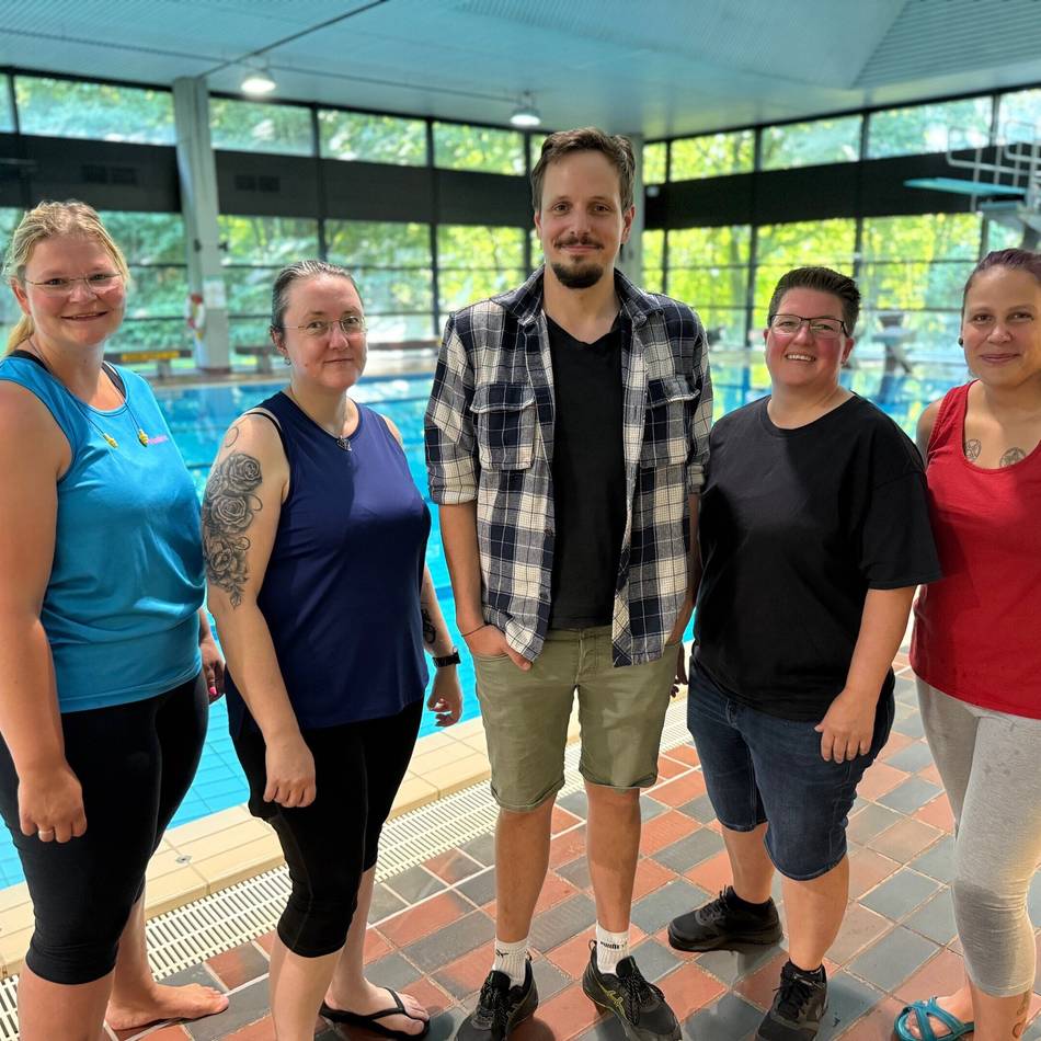 Schwimmen in Wermelskirchen: Quellenbad erweitert Öffnungszeiten