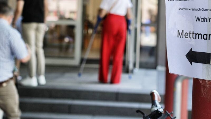 Stichwahl am Sonntag in Mettmann: Alles zu Fristen, Wahllokalen und Auszählung