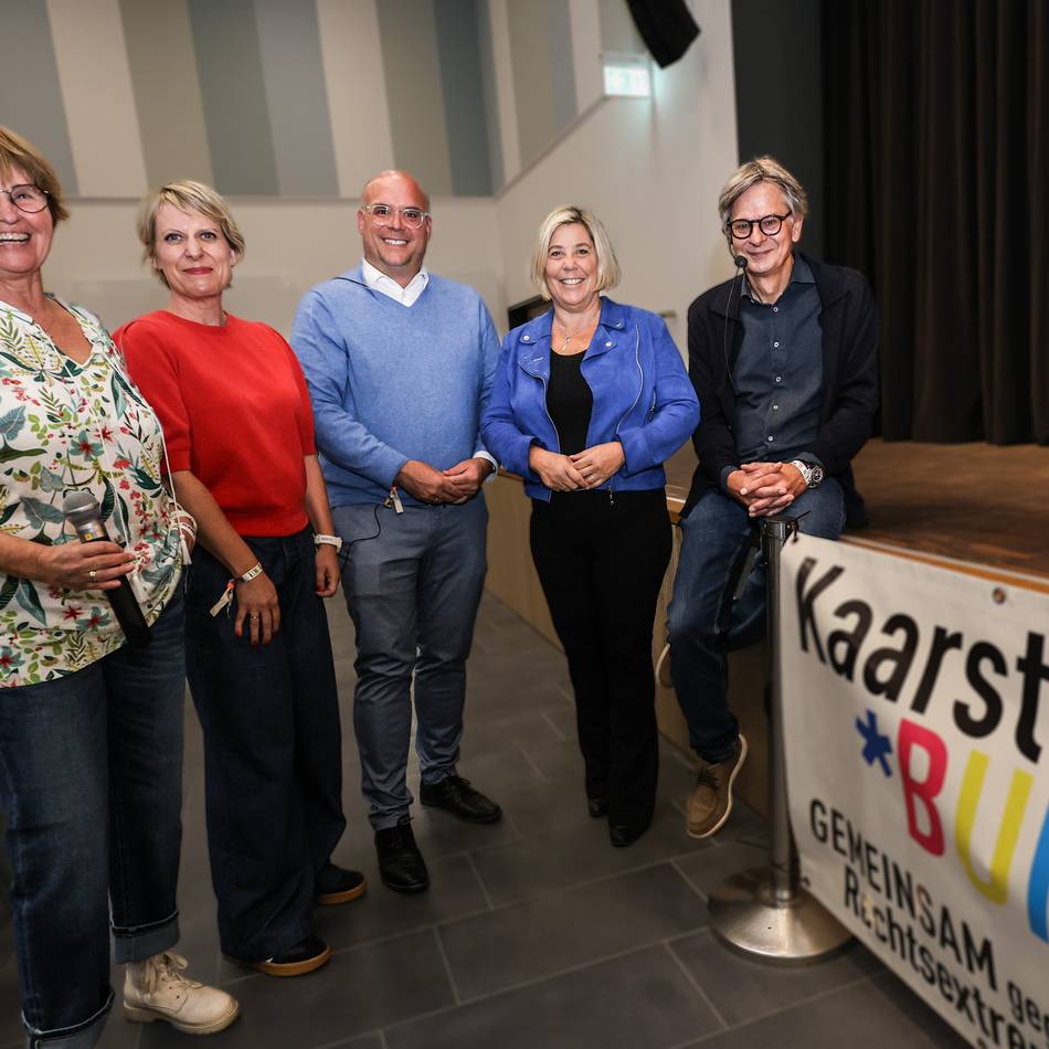 „Kaarst ist bunt!“ fühlt Bürgermeisterkandidaten auf den Zahn: Ein Unentschieden zum Abschluss des Wahlkampfes