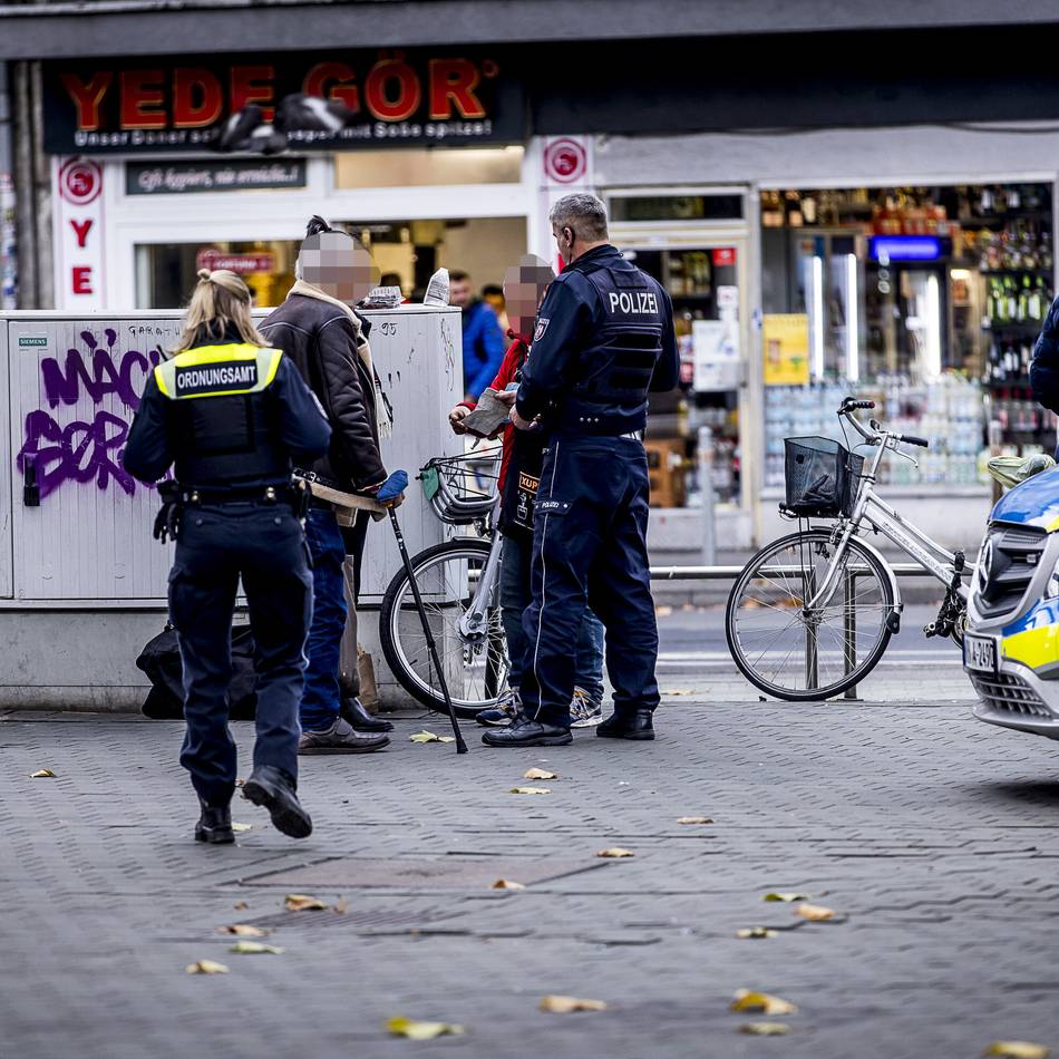 Beamte sollen Tatverdächtige bestohlen haben: Nach Vorwürfen gegen Prios – Polizei nimmt Einsatztrupp unter die Lupe