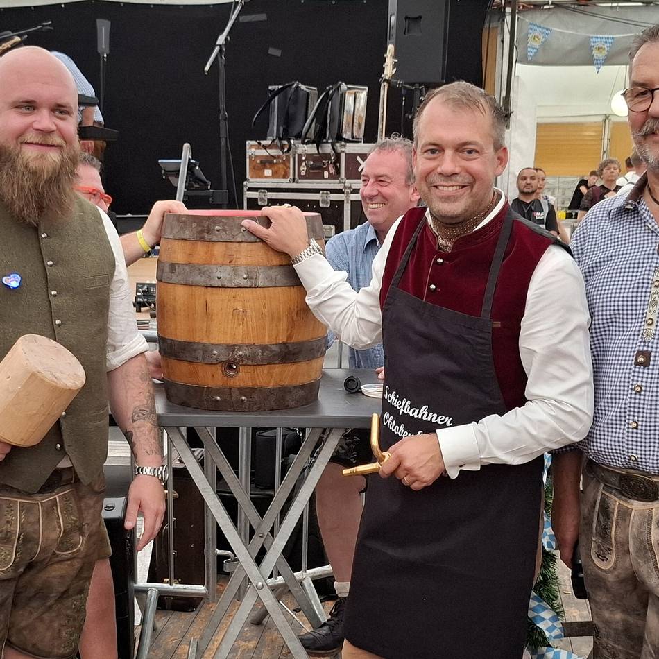 St. Sebastianus Bruderschaft Schiefbahn: Fröhliche Stimmung beim Oktoberfest