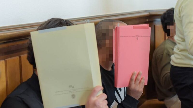 „Überfall!“: Alle Angeklagten legen nach Raub auf Gocher Juwelier Geständnisse ab