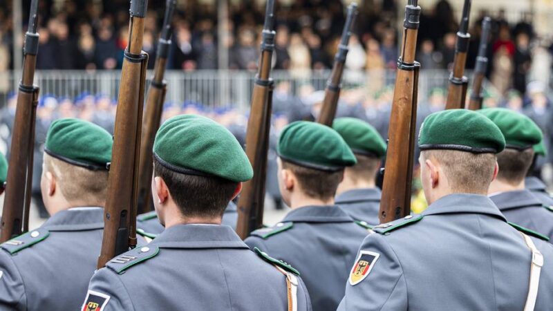 Codename „Eventus“: So bereitet sich die Polizei auf das Bundeswehr-Gelöbnis am Landtag vor