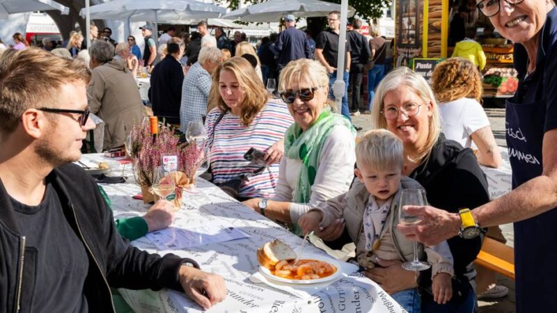 Genuss bei sonnigem Herbstwetter: Viel los beim Kulinarischen Treff in Erkelenz