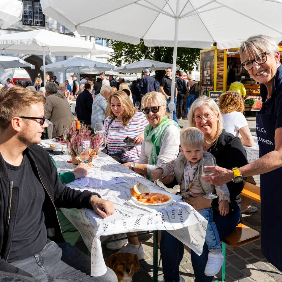 Genuss bei sonnigem Herbstwetter: Viel los beim Kulinarischen Treff in Erkelenz
