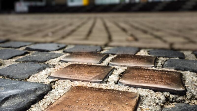 Erinnerungskultur in Langenfeld: Verein Kulturgut will mehr Stolpersteine und kritisiert „Verhinderungsvorlage“ der Stadt