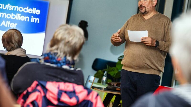In der Rathauskantine: So lief die erste Langenfelder Wohnungstauschbörse