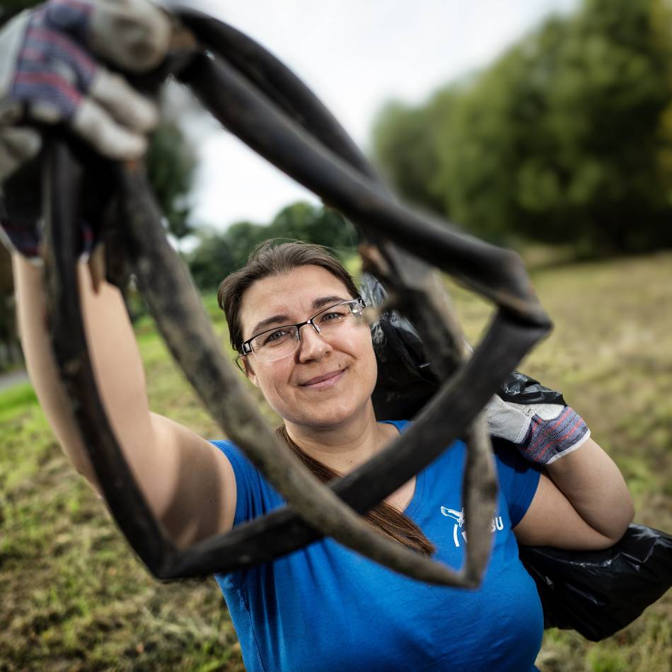 „World Cleanup Day“ in Leverkusen: Von Zigarettenstummeln bis Sperrmüll