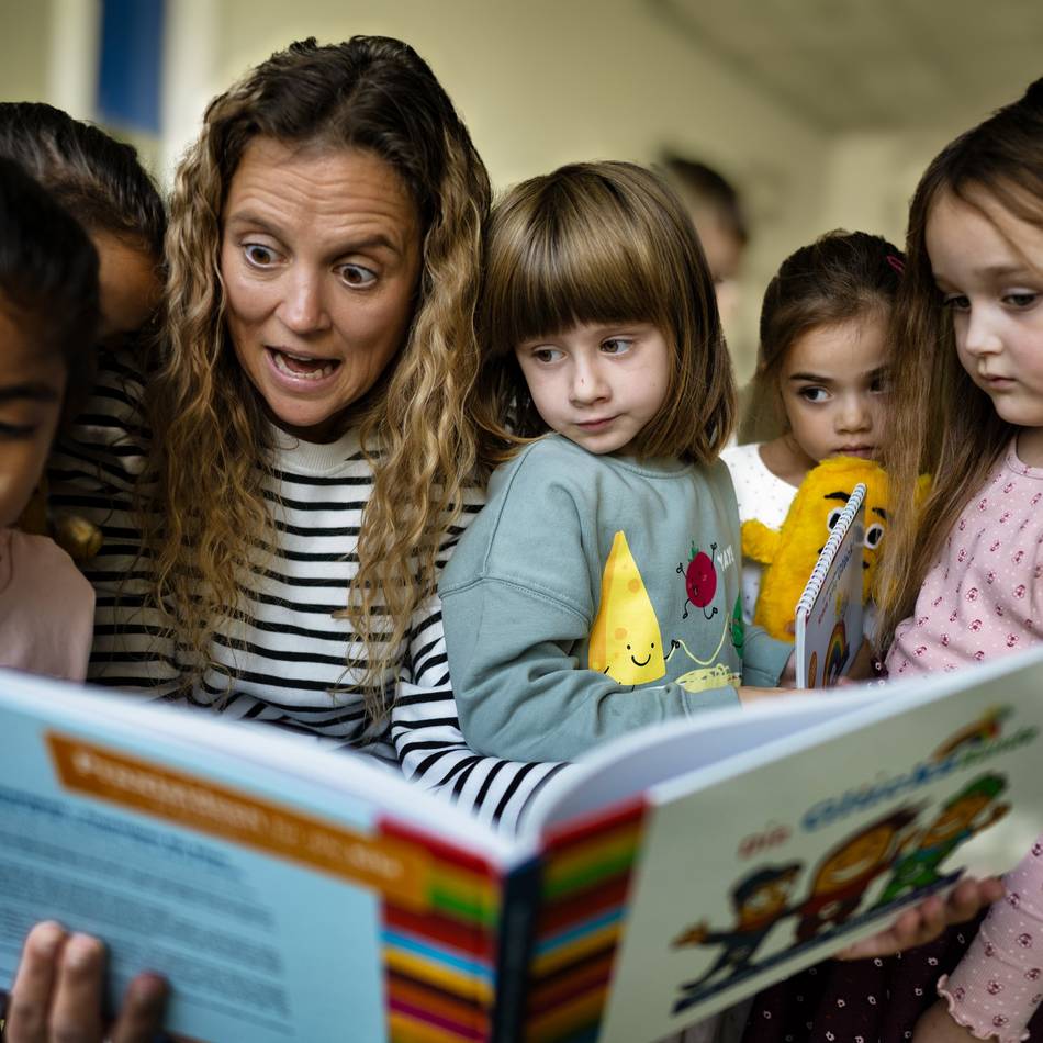 Naturgut Ophoven in Leverkusen: Neues Buch knüpft „Glücksbande“ für Kinder