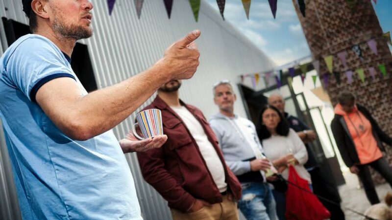 Veranstaltung in Monheim: Sojus 7 feiert Hoffest unter dem Motto „Endlich (fast) alles fertig“